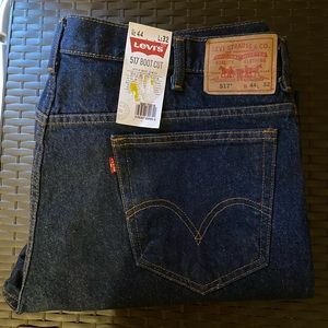 Brand new mens Levi Strauss boot cut jeans